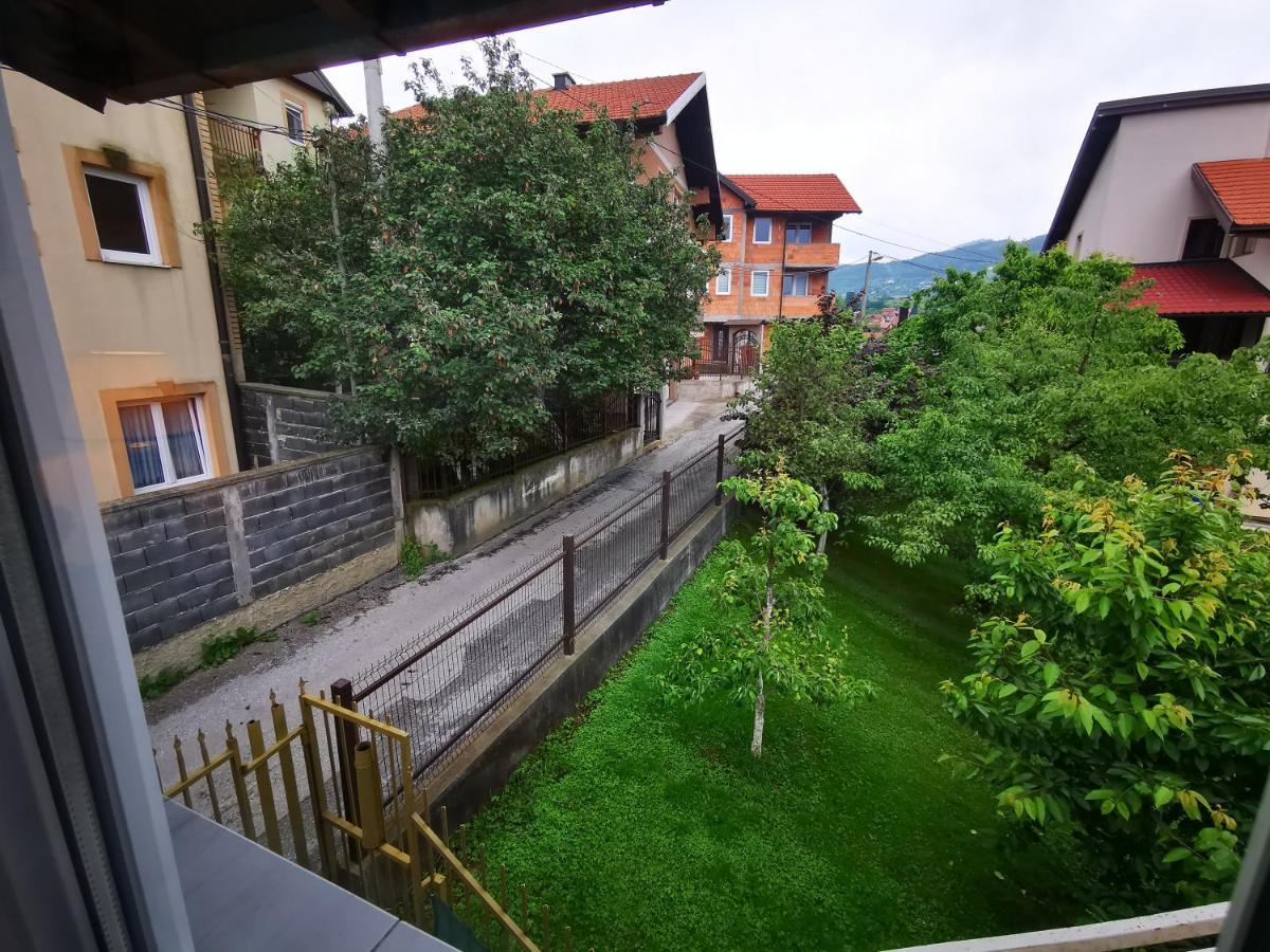 White Apartment Sarajevo - Free Parking 外观 照片