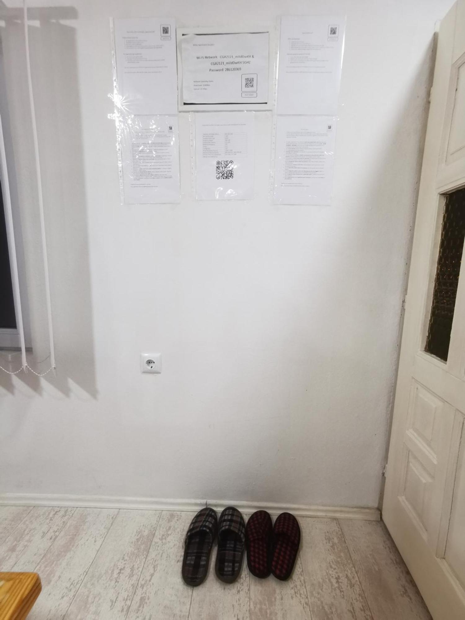 White Apartment Sarajevo - Free Parking 外观 照片